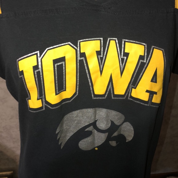 Pro Edge by Knights Apparel 100% Cotton SS V-Neck T Shirt Black Iowa Hawkeyes 16 - Picture 3 of 6